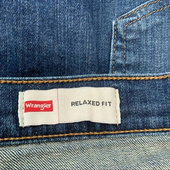 Wrangler Relaxed Fit Jeans Size 42  Straight Leg Inseam 29 Blue Cotton Blend - Picture 8 of 11